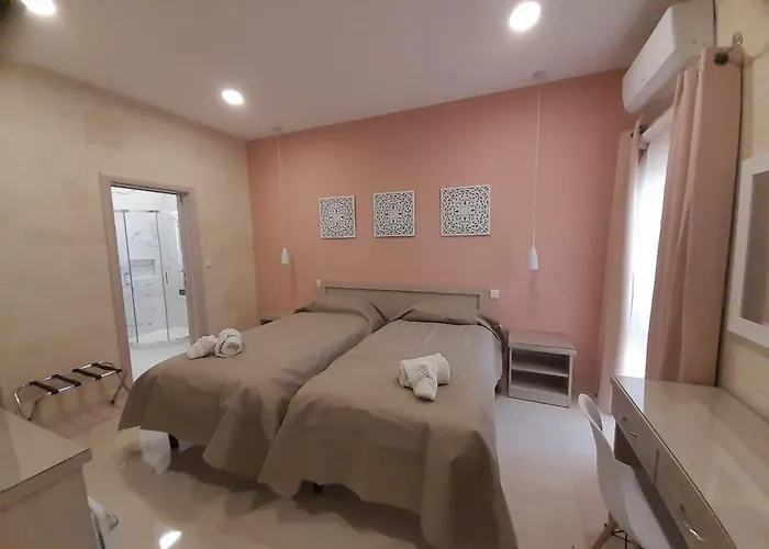 Casa Maria Pia Gazde/Camere de închiriat