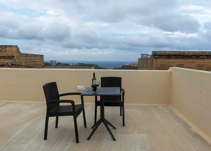 Casa Maria Pia Gazde/Camere de închiriat Nadur